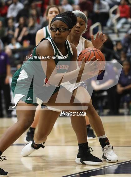 Thumbnail 2 in Lawrence North vs. Ben Davis photogallery.