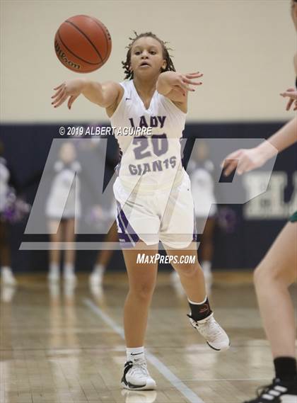 Thumbnail 3 in Lawrence North vs. Ben Davis photogallery.