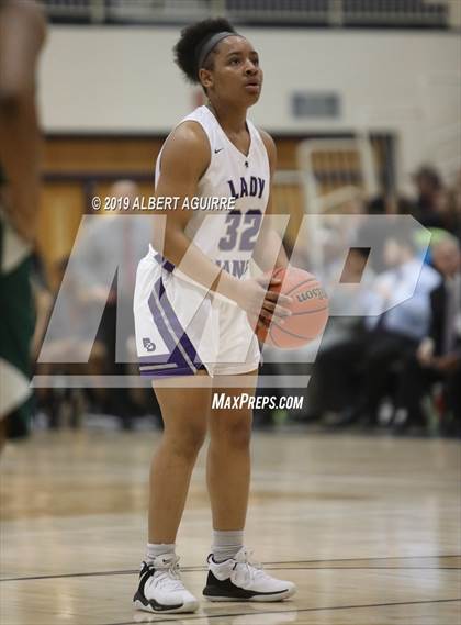 Thumbnail 3 in Lawrence North vs. Ben Davis photogallery.