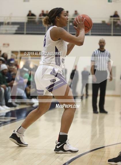 Thumbnail 1 in Lawrence North vs. Ben Davis photogallery.