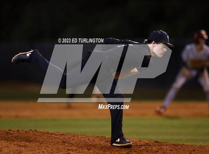 Thumbnail 1 in Lassiter @ Sprayberry photogallery.