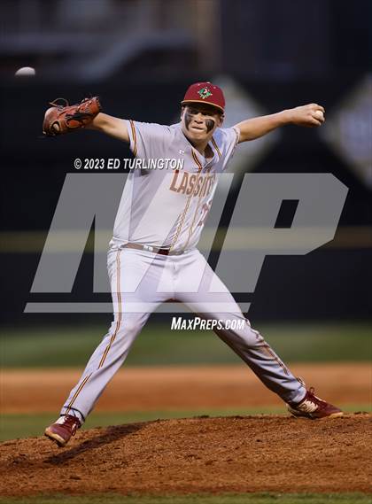 Thumbnail 1 in Lassiter @ Sprayberry photogallery.