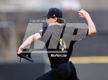 Thumbnail 1 in Lassiter @ Sprayberry photogallery.