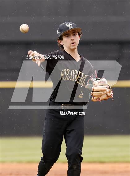 Thumbnail 2 in Lassiter @ Sprayberry photogallery.
