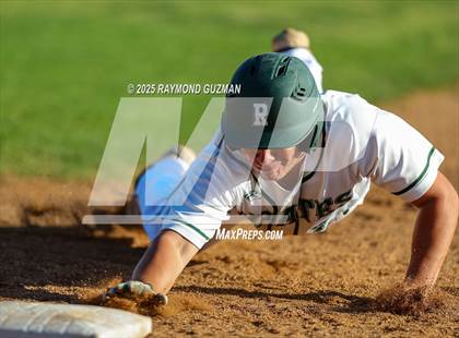 Thumbnail 2 in Mendota @ Reedley photogallery.
