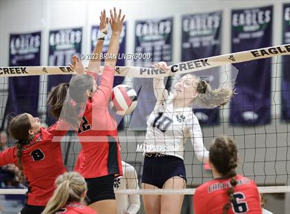 Thumbnail 2 in Eaglecrest @ Pine Creek photogallery.