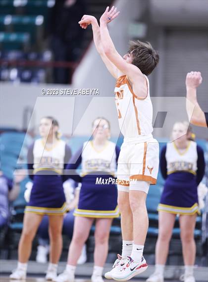 Thumbnail 3 in Mead vs. Frederick (CHSAA 5A Great 8) photogallery.