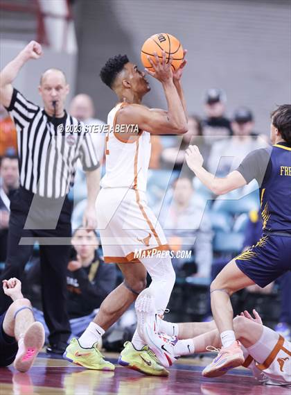 Thumbnail 2 in Mead vs. Frederick (CHSAA 5A Great 8) photogallery.