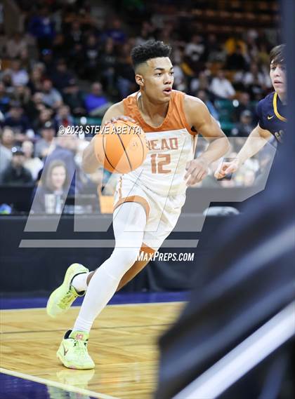 Thumbnail 1 in Mead vs. Frederick (CHSAA 5A Great 8) photogallery.