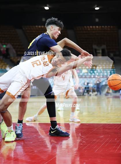 Thumbnail 1 in Mead vs. Frederick (CHSAA 5A Great 8) photogallery.