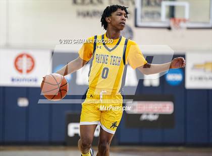 Thumbnail 2 in Poughkeepsie vs. Payne Tech (Metro Classic) photogallery.