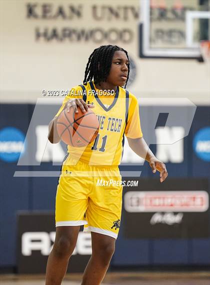 Thumbnail 3 in Poughkeepsie vs. Payne Tech (Metro Classic) photogallery.