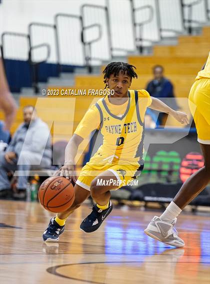 Thumbnail 3 in Poughkeepsie vs. Payne Tech (Metro Classic) photogallery.