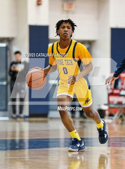 Thumbnail 1 in Poughkeepsie vs. Payne Tech (Metro Classic) photogallery.