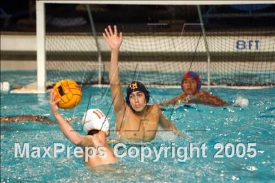 Thumbnail 2 in La Canada vs Montebello (D3 Section Final) photogallery.