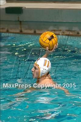 Thumbnail 2 in La Canada vs Montebello (D3 Section Final) photogallery.