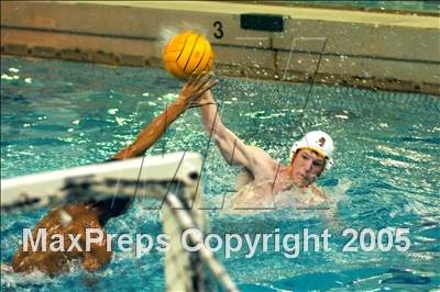 Thumbnail 2 in La Canada vs Montebello (D3 Section Final) photogallery.