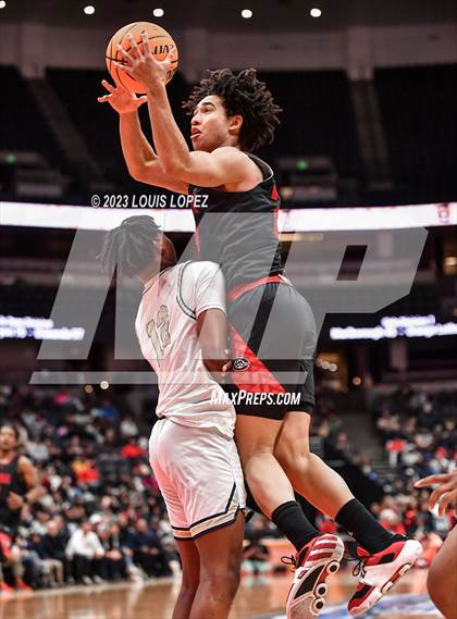 Thumbnail 3 in St. John Bosco vs. Centennial (CIF SS Open DIV Championship) photogallery.