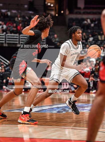 Thumbnail 1 in St. John Bosco vs. Centennial (CIF SS Open DIV Championship) photogallery.