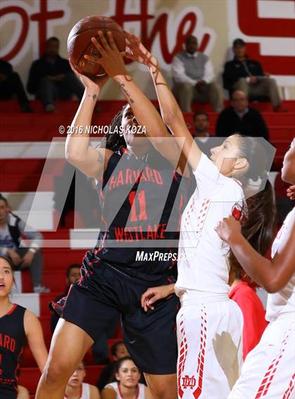 Thumbnail 1 in Harvard-Westlake vs. Mater Dei (Battle of the Beach) photogallery.