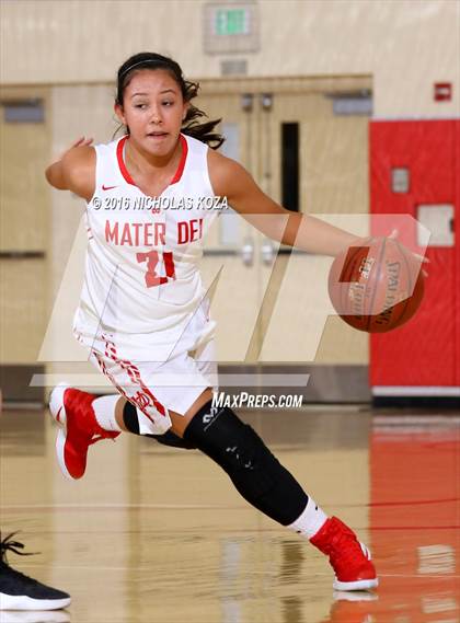 Thumbnail 2 in Harvard-Westlake vs. Mater Dei (Battle of the Beach) photogallery.