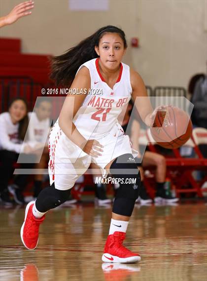 Thumbnail 2 in Harvard-Westlake vs. Mater Dei (Battle of the Beach) photogallery.