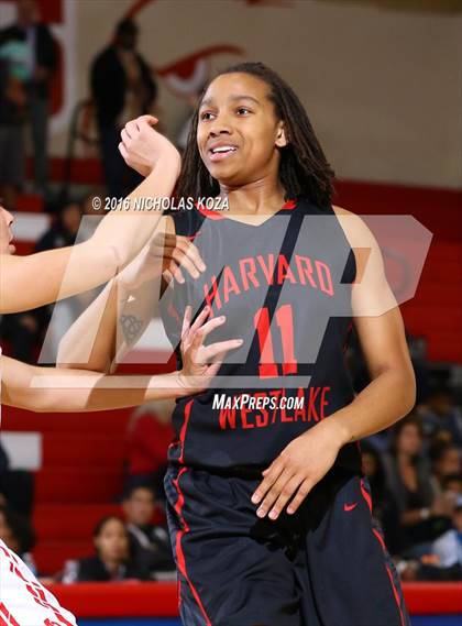 Thumbnail 3 in Harvard-Westlake vs. Mater Dei (Battle of the Beach) photogallery.