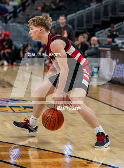 Thumbnail 2 in University vs. Manchester (IHSAA 2A Final) photogallery.