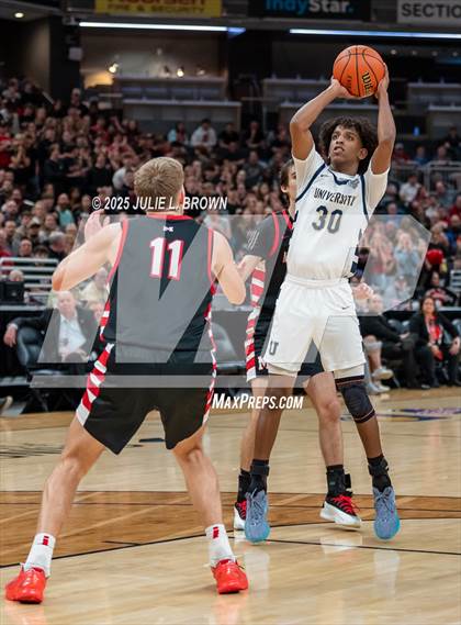 Thumbnail 2 in University vs. Manchester (IHSAA 2A Final) photogallery.