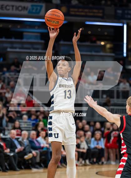 Thumbnail 3 in University vs. Manchester (IHSAA 2A Final) photogallery.