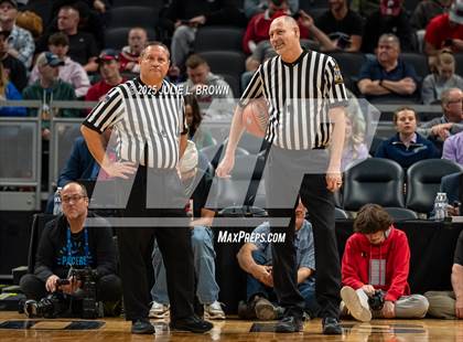 Thumbnail 1 in University vs. Manchester (IHSAA 2A Final) photogallery.
