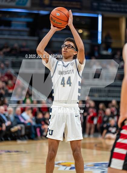 Thumbnail 2 in University vs. Manchester (IHSAA 2A Final) photogallery.