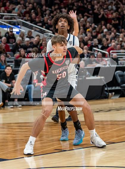 Thumbnail 3 in University vs. Manchester (IHSAA 2A Final) photogallery.
