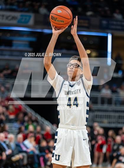 Thumbnail 3 in University vs. Manchester (IHSAA 2A Final) photogallery.