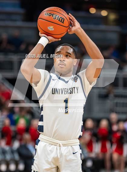 Thumbnail 3 in University vs. Manchester (IHSAA 2A Final) photogallery.