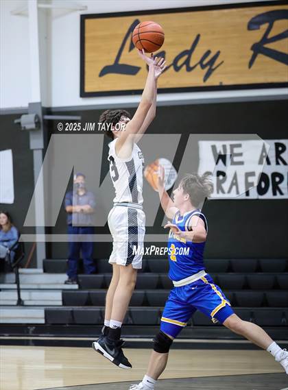 Thumbnail 1 in Bryson @ Graford photogallery.