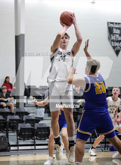 Thumbnail 1 in Bryson @ Graford photogallery.