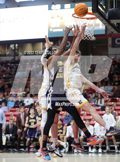 Thumbnail 2 in Summit Academy vs. Emery (UHSAA 3A Quarterfinal) photogallery.