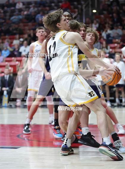 Thumbnail 3 in Summit Academy vs. Emery (UHSAA 3A Quarterfinal) photogallery.