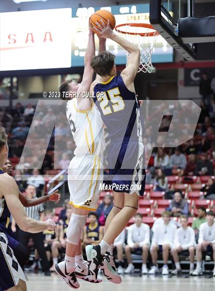 Thumbnail 2 in Summit Academy vs. Emery (UHSAA 3A Quarterfinal) photogallery.