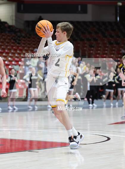 Thumbnail 2 in Summit Academy vs. Emery (UHSAA 3A Quarterfinal) photogallery.