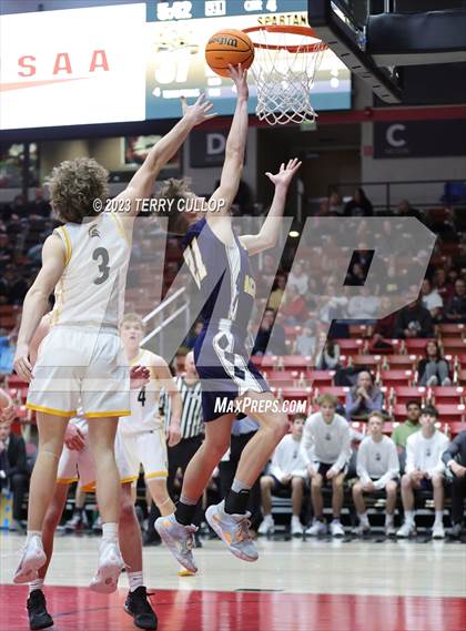 Thumbnail 2 in Summit Academy vs. Emery (UHSAA 3A Quarterfinal) photogallery.