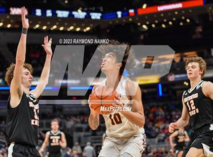 Thumbnail 3 in Indianapolis Lutheran v Southwood (IHSAA 1A Final) photogallery.