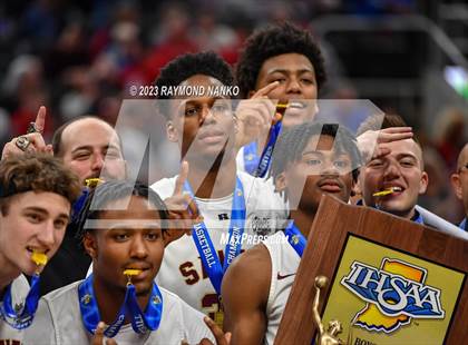 Thumbnail 3 in Indianapolis Lutheran v Southwood (IHSAA 1A Final) photogallery.