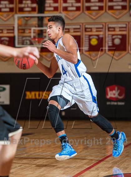 Thumbnail 2 in Canon City vs. Pueblo Central (Ponderosa Invitational) photogallery.