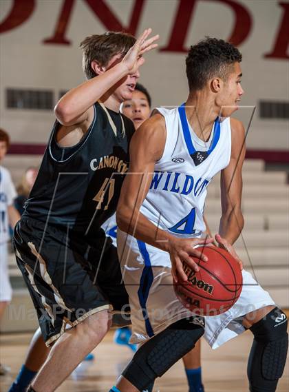 Thumbnail 2 in Canon City vs. Pueblo Central (Ponderosa Invitational) photogallery.