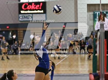 Thumbnail 3 in Slidell vs Mandeville (LHSAA Division I Quarterfinal Playoff) photogallery.
