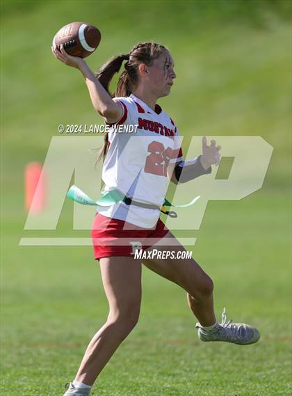 Thumbnail 2 in Mountain View vs. Ponderosa (CHSAA 4A Second Round) photogallery.