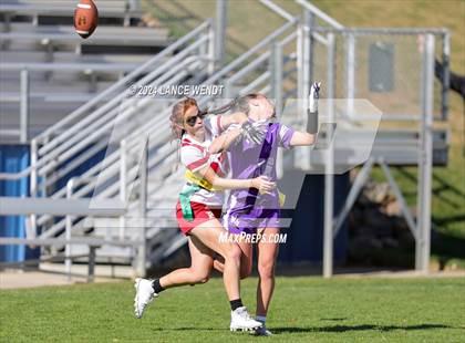 Thumbnail 2 in Mountain View vs. Ponderosa (CHSAA 4A Second Round) photogallery.