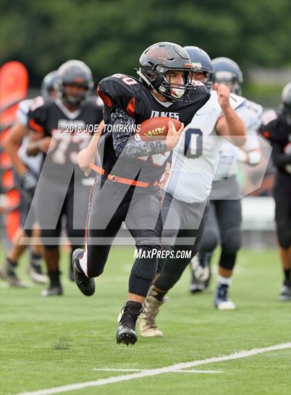 Thumbnail 2 in Burke Catholic @ Marlboro Central photogallery.